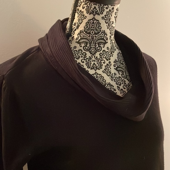 Black 3/4 sleeve Roz & Ali sweater - Picture 2 of 4